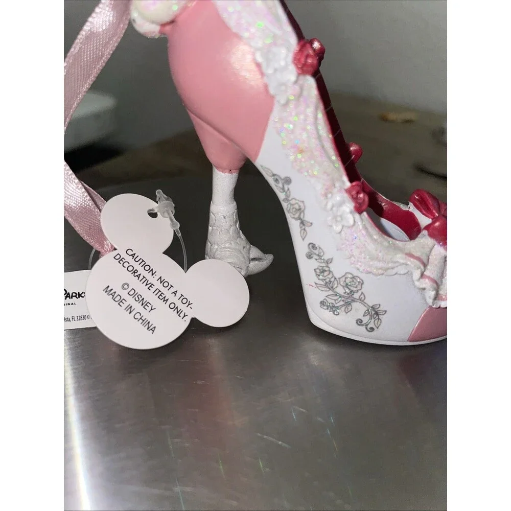 Disney Runway Shoe Ornament Mary Poppins Retired High Heel Ornament With Tags